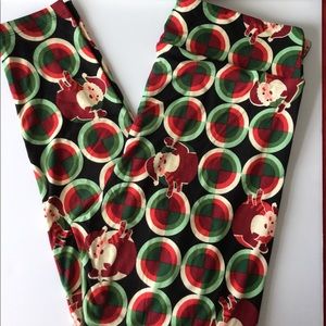 Tall and curvy 2 leggings for the holidays